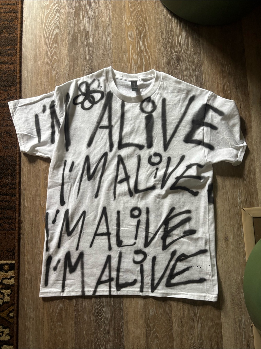 I'm Alive Graphic Short Sleeve Tee - White/Black